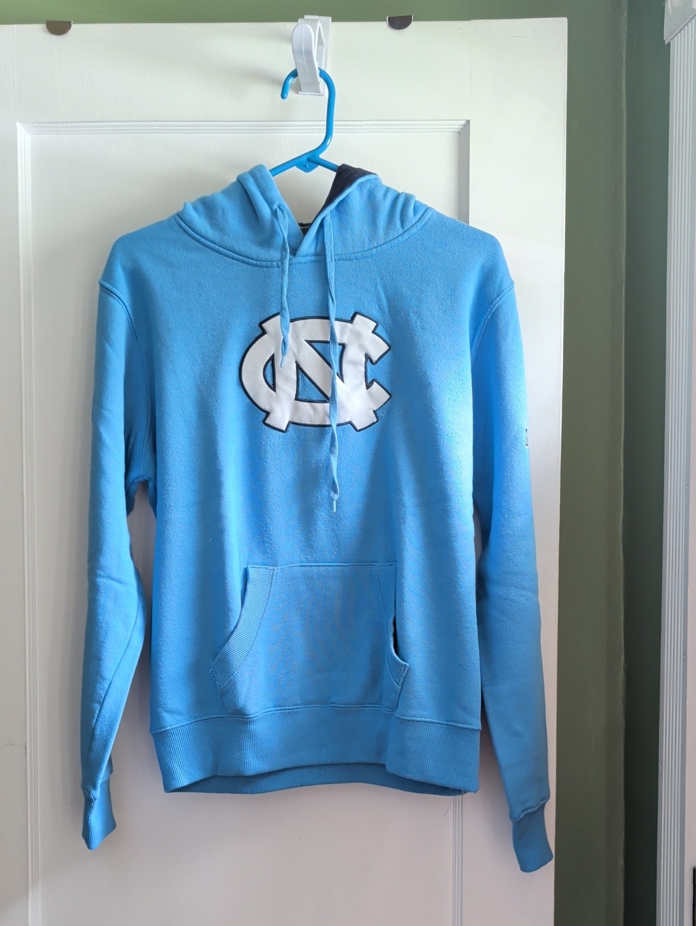 EUC women's UNC hooded sweatshirt large